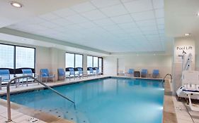 Holiday Inn Express & Suites Cincinnati Riverfront By Ihg